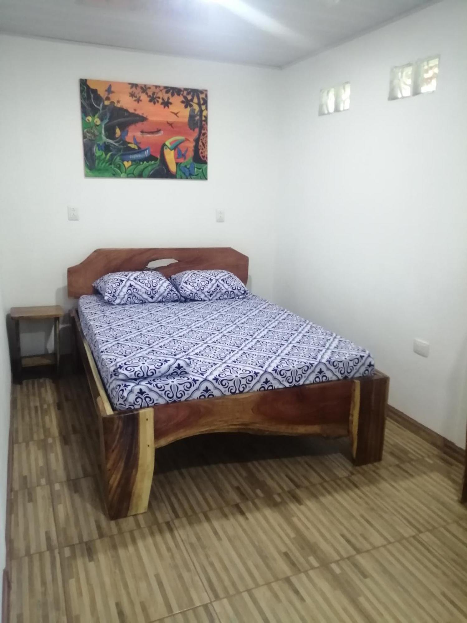 Cabinas Los Tucanes Cahuita Eksteriør billede